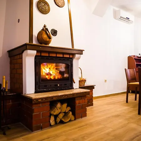 酒店 семеен петров 3*